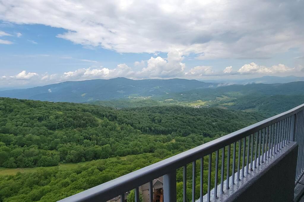 Altitude Adjustment Atop Sugar Mountain At Sugar Top Exterior photo